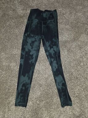 Victoria's Secret Black and Dark Green Tie-Dye High-Waist Leggings